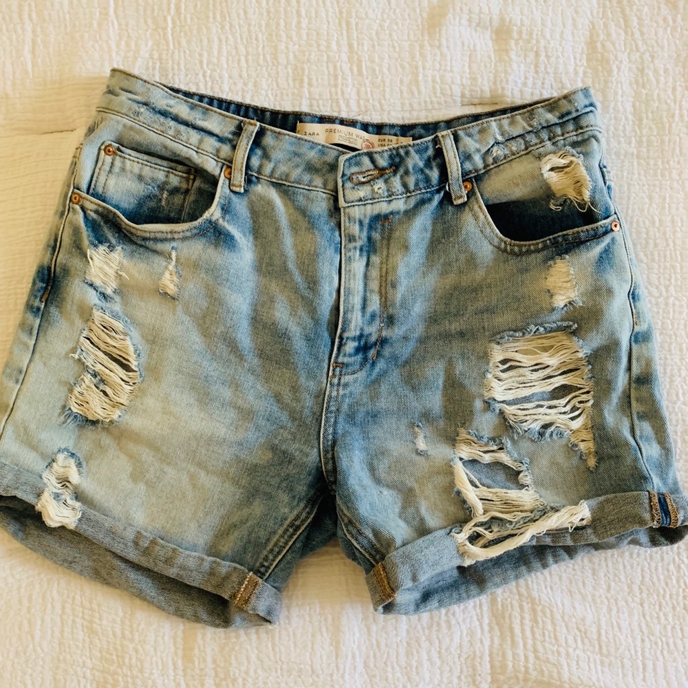 Zara Distressed jean shorts